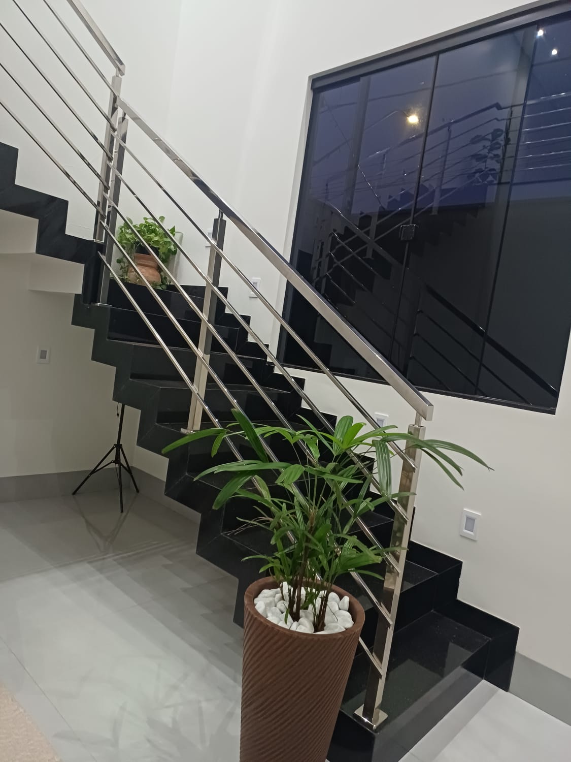 Guarda corpo em inox modelo quadrado
